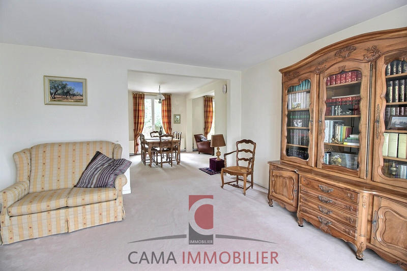 Maison - 190 m² - 8 pièces