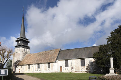 La tombe de l’Abbé Laval restaurée à l’Eglise