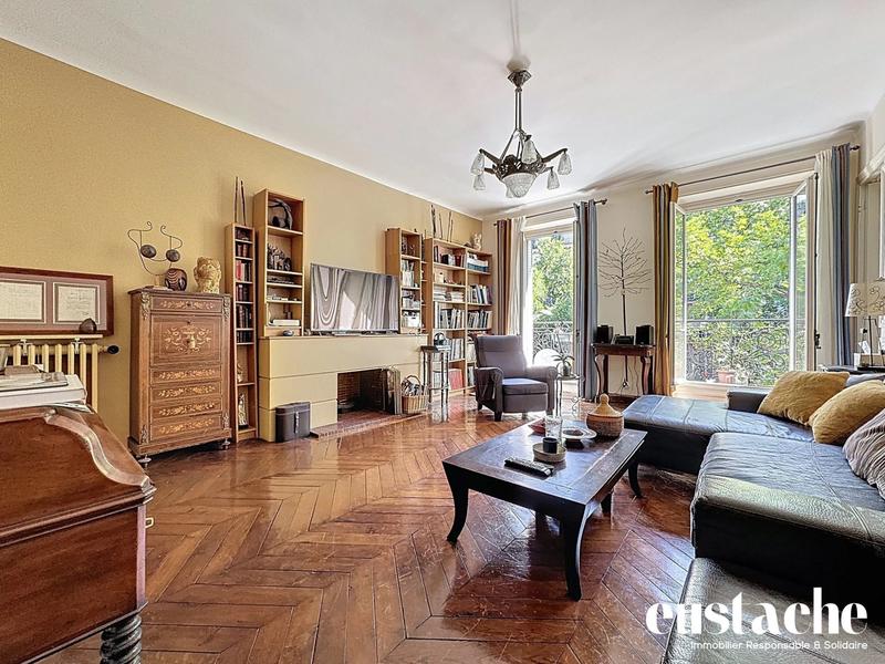 Appartement - 134 m² - 6 pièces