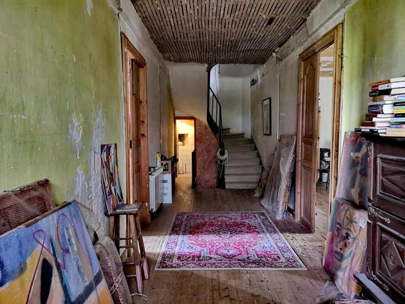 Maison - 410 m² - 8 pièces