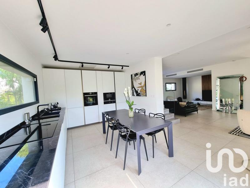 Maison de maîtres - 139 m² - 4 pièces