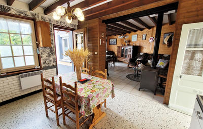 Maison - 82 m² - 6 pièces