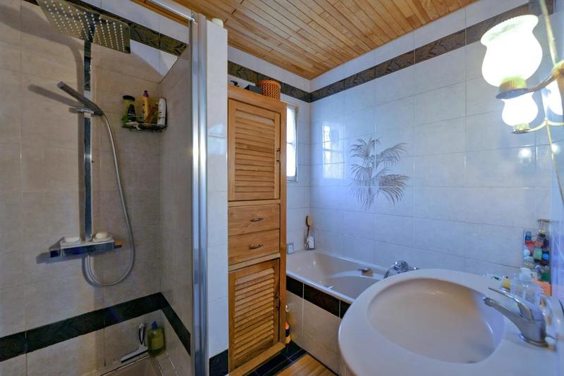 Maison - 172 m² - 8 pièces