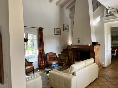 Maison - 163 m² - 7 pièces