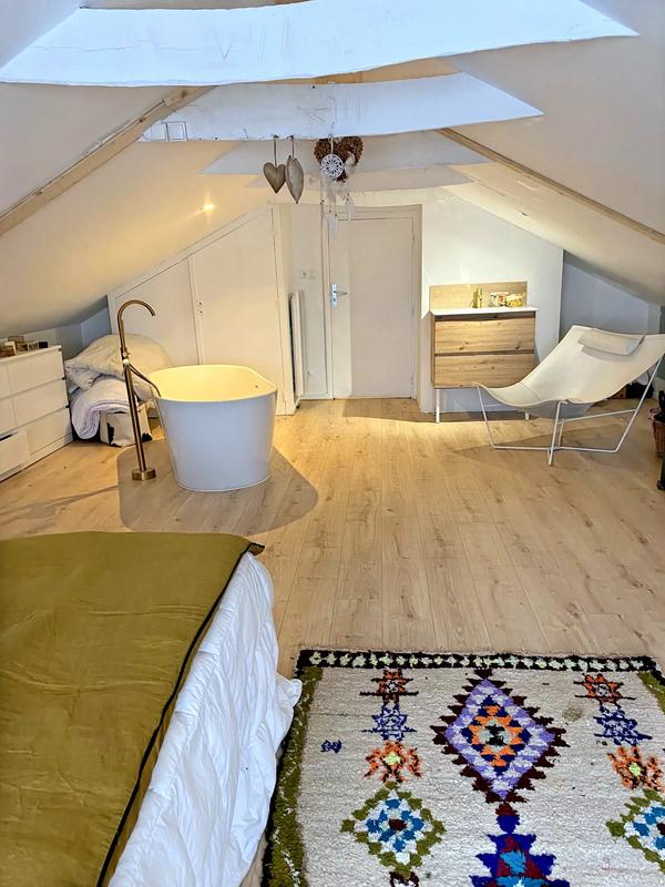 Maison - 270 m² - 7 pièces