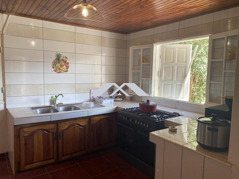 Maison - 96 m² - 4 pièces