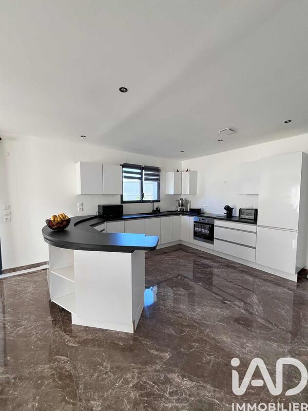 Maison - 86 m² - 4 pièces