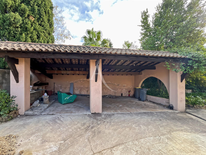 Appartement - 105 m² - 5 pièces