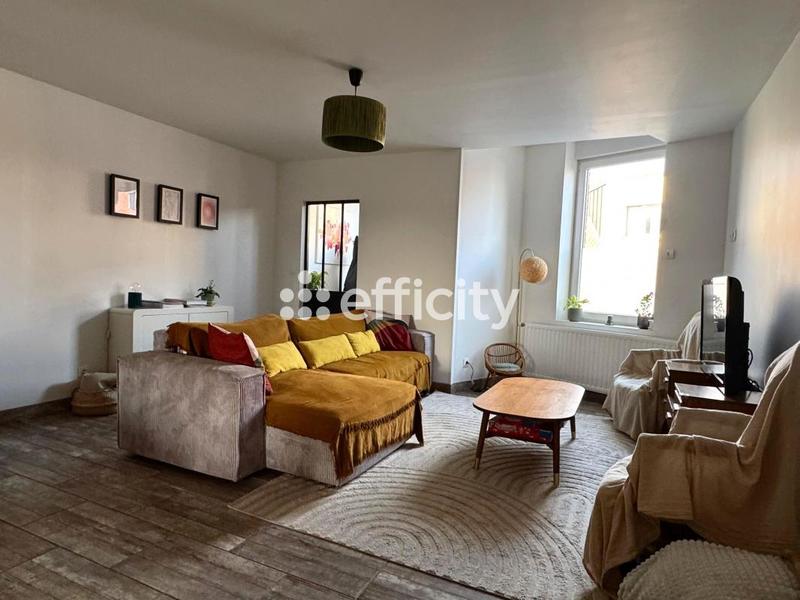 Maison - 144 m² - 5 pièces