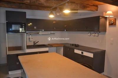 Maison - 95 m² - 3 pièces