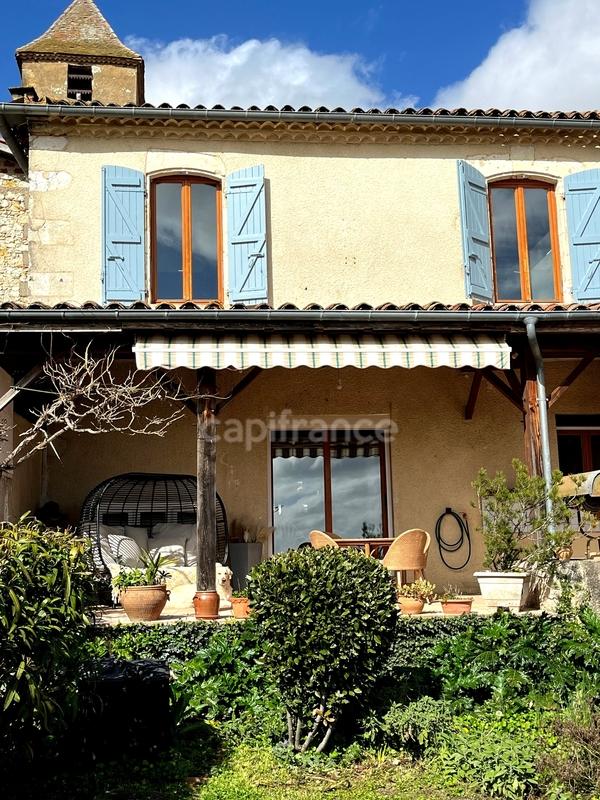 Maison - 110 m² - 4 pièces