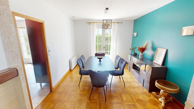 Maison - 180 m² - 6 pièces