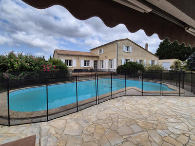 Maison - 160 m² - 8 pièces