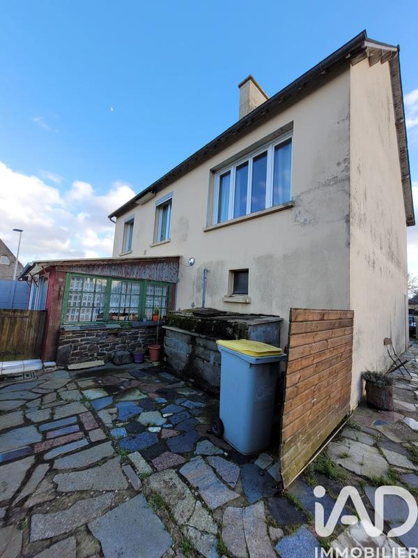 Maison - 137 m² - 9 pièces