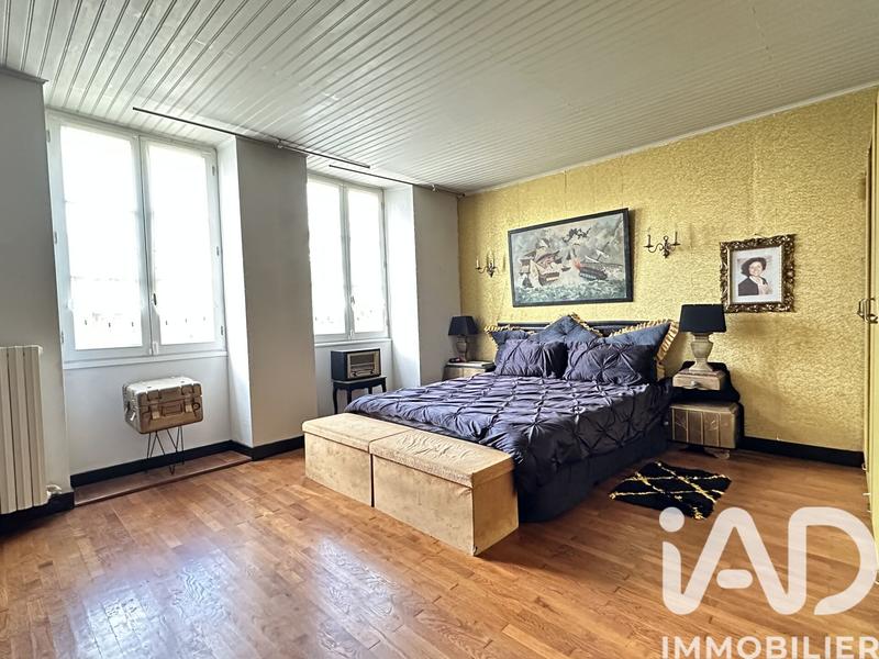 Maison - 155 m² - 8 pièces