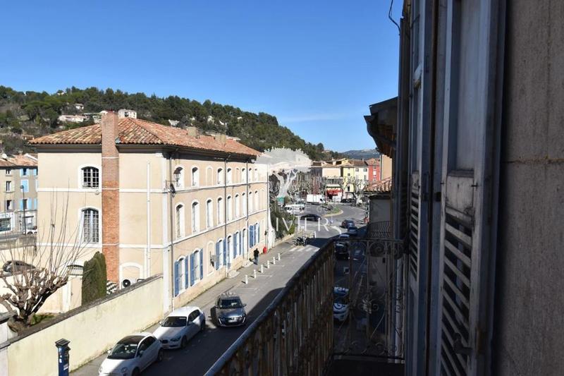 Appartement bourgeois - 75 m² - 4 pièces