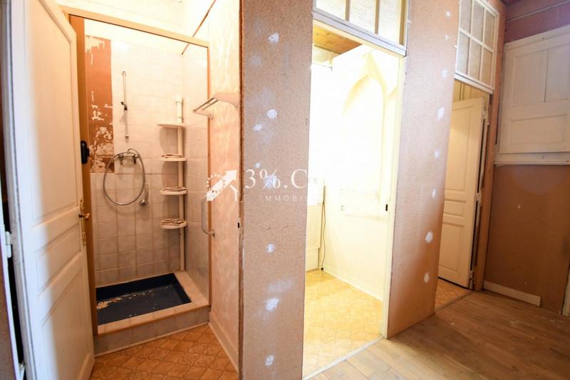 Propriété - 264 m² - 11 pièces