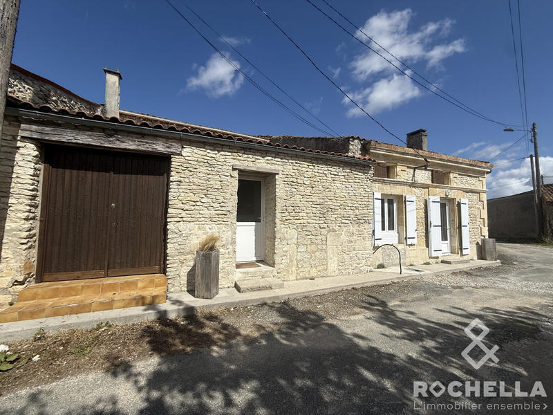 Maison ancienne - 244 m² - 7 pièces