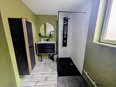 Maison - 99 m² - 5 pièces