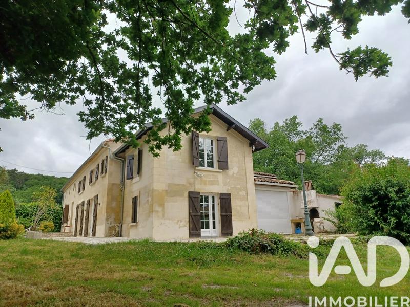 Maison - 200 m² - 5 pièces