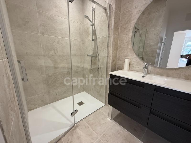 Appartement - 77 m² - 3 pièces