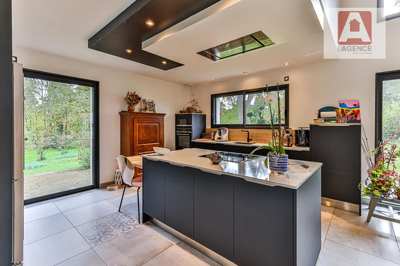 Maison - 160 m² - 5 pièces