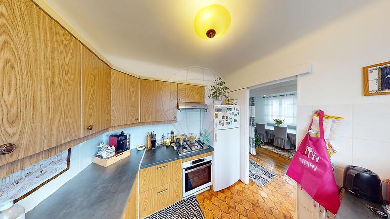 Immeuble - 150 m² - 8 pièces