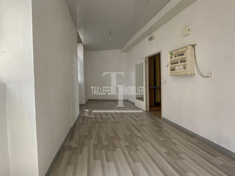 Local commercial - 103 m²