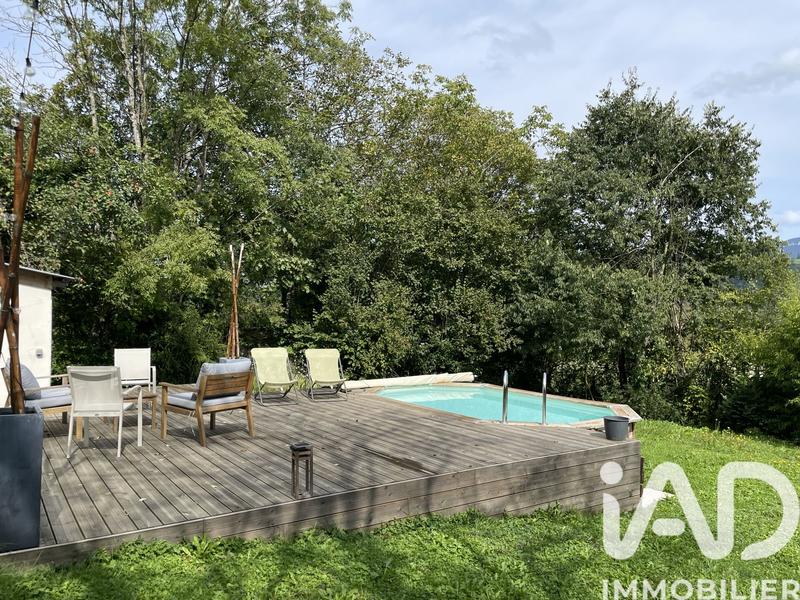 Maison de campagne - 200 m² - 8 pièces