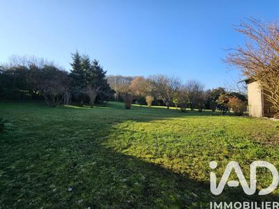 Maison - 99 m² - 4 pièces