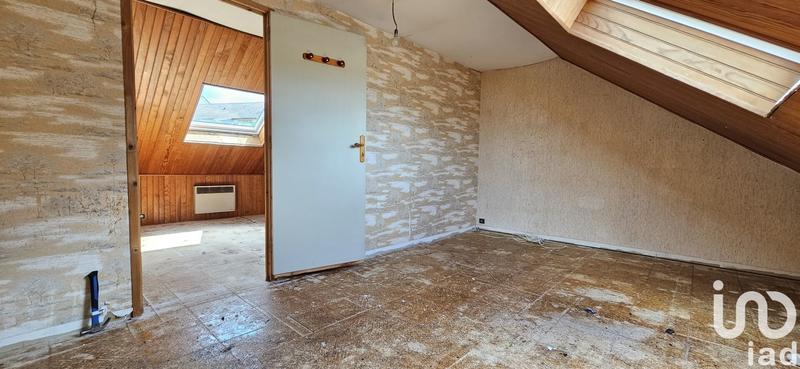 Maison - 243 m² - 9 pièces