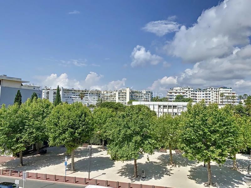 Appartement - 88 m² - 4 pièces