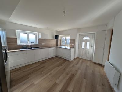 Maison - 137 m² - 5 pièces