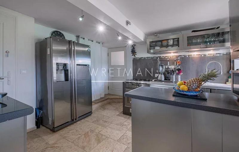 Villa - 191 m² - 6 pièces