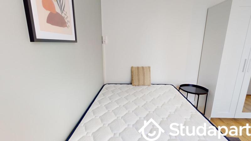 Chambre - 11 m² - 1 pièce