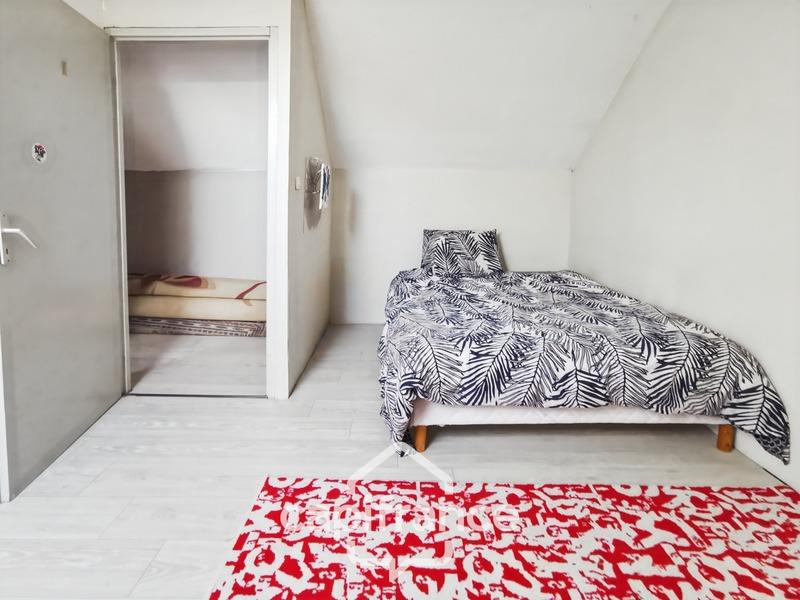 Maison - 188 m² - 9 pièces