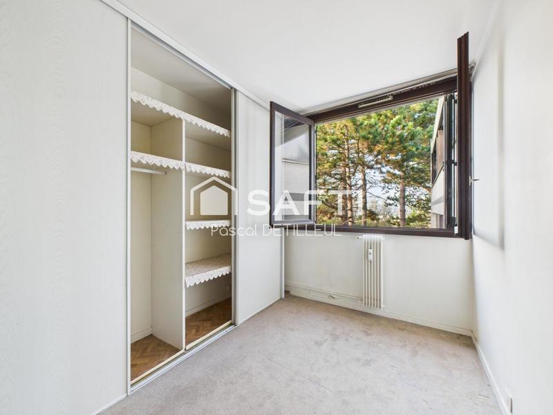 Appartement - 83 m² - 4 pièces