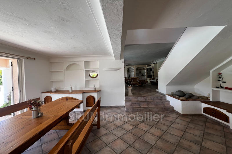 Villa - 280 m² - 7 pièces