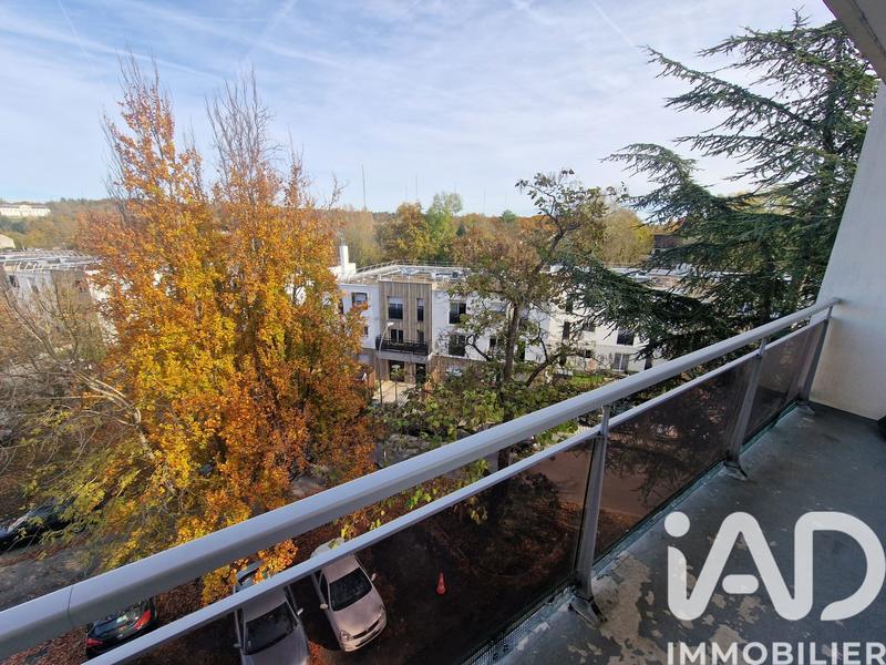 Appartement - 77 m² - 4 pièces