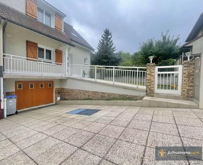 Maison - 95 m² - 5 pièces