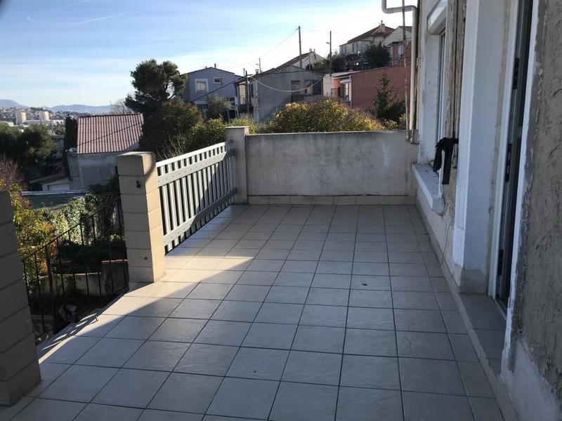 Maison - 93 m² - 5 pièces