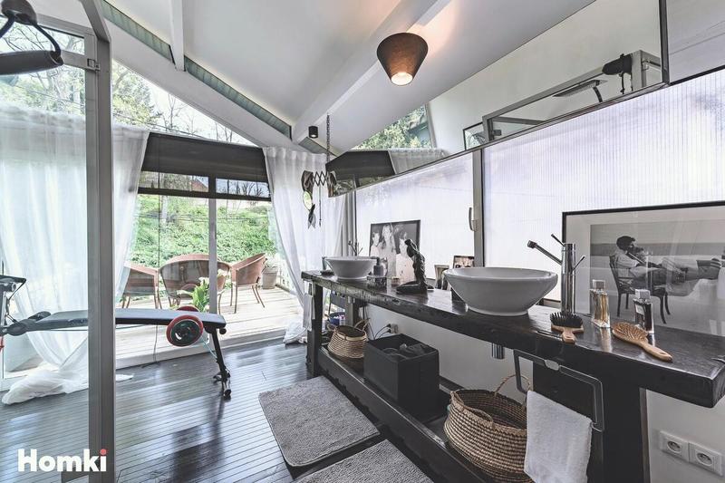 Maison - 170 m² - 6 pièces