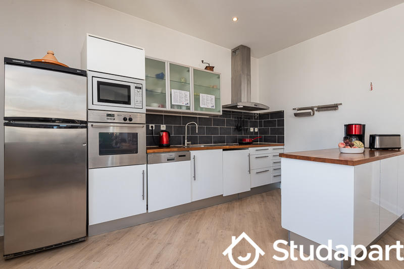 Appartement - 100 m² - 4 pièces