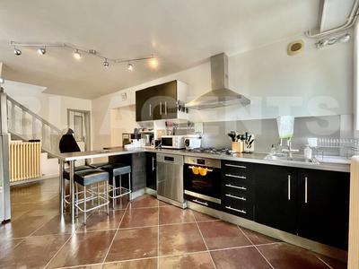 Maison - 80 m² - 3 pièces