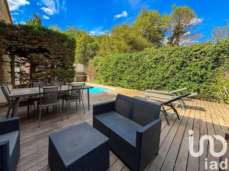 Maison - 194 m² - 7 pièces