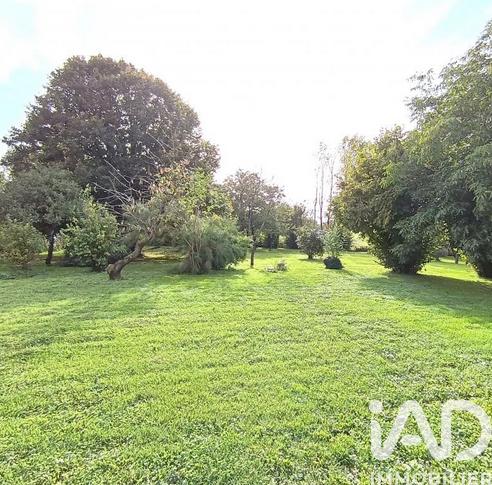 Maison - 317 m² - 8 pièces