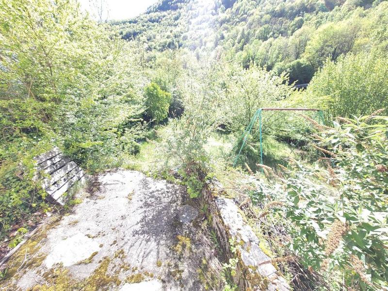 Maison - 600 m² - 12 pièces