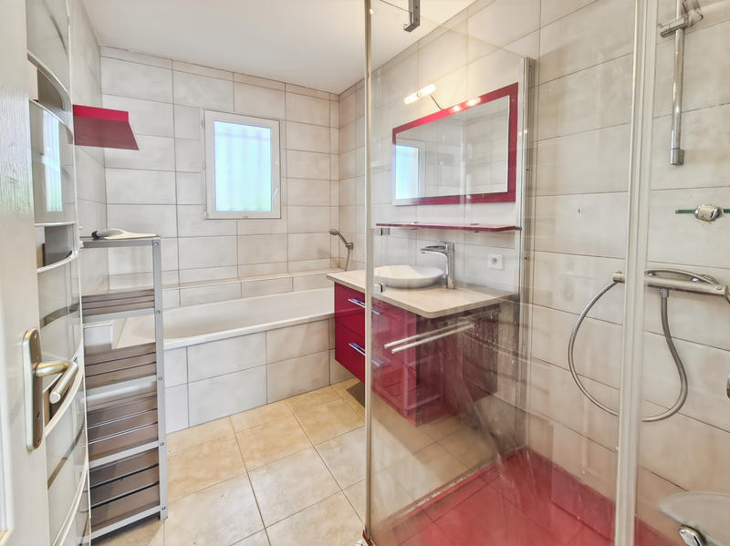 Maison - 87 m² - 4 pièces