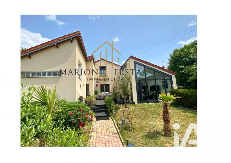 Maison - 146 m² - 8 pièces