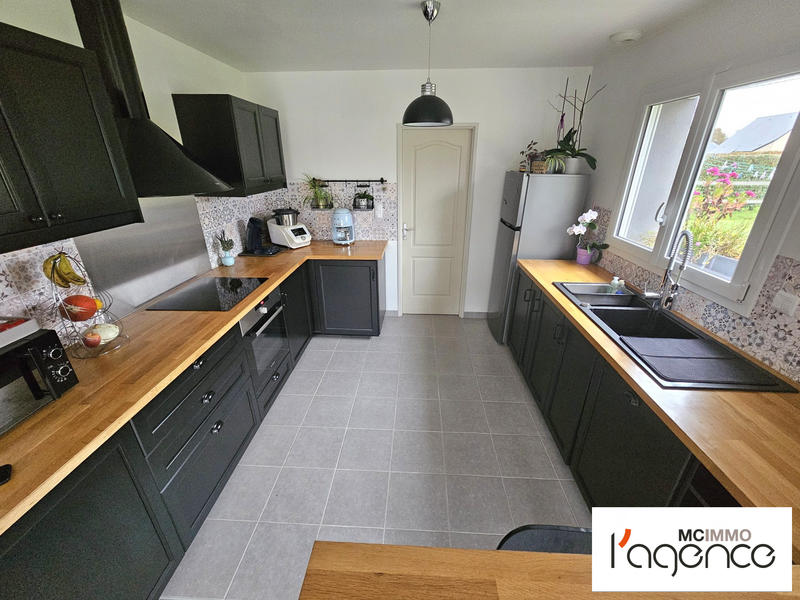 Maison traditionnelle - 94 m² - 5 pièces